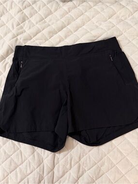 CALIA by Carrie Underwood Black Athletic Shorts with Zip Pockets
